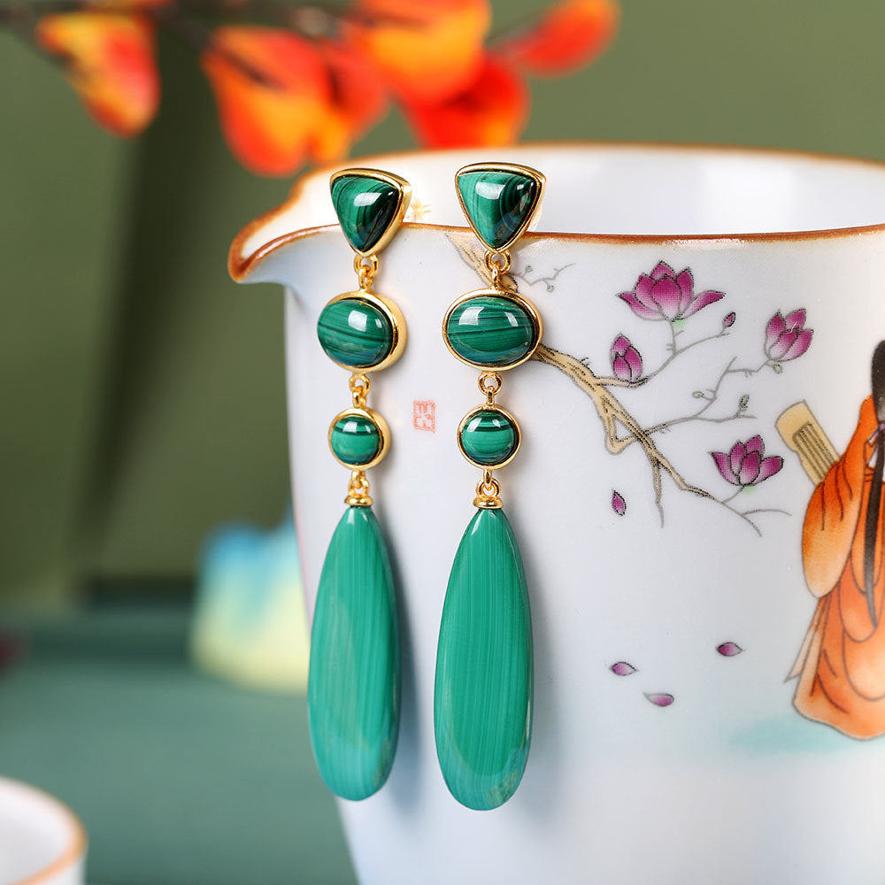 Slender earrings, minimalist women's fashion earrings