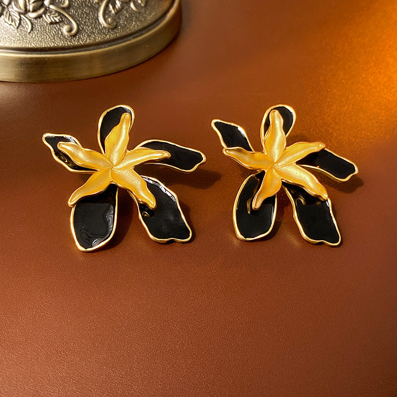 French RetroLong Pearl Drop Earrings Gold Color Matel for Women Female Jewerly