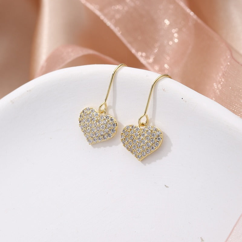 Fashion Copper Inlaid Zircon Heart Earrings