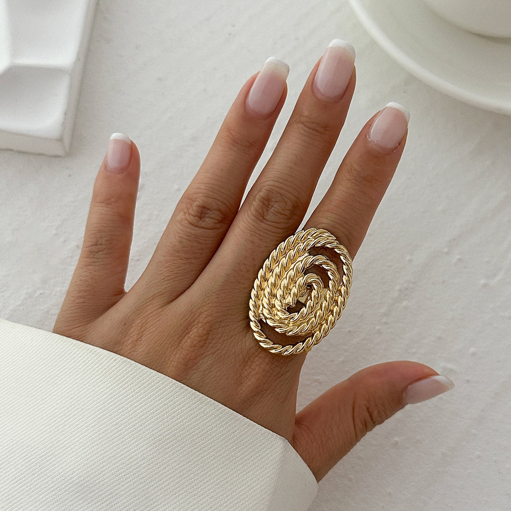 Geometric ripple imitation pearl ring, irregular elliptical alloy winding ring