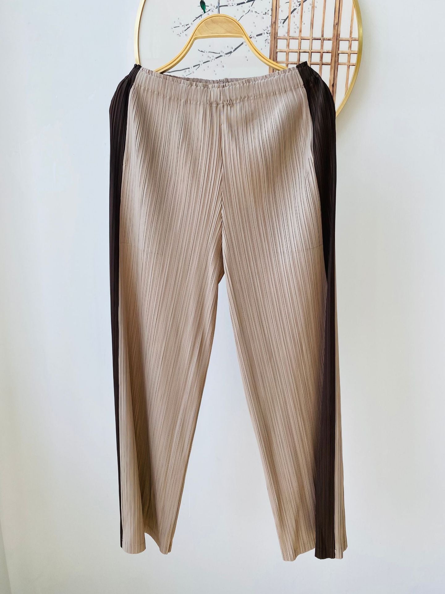 High-end Pleated Fashion Irregular Casual Top and Pants Set