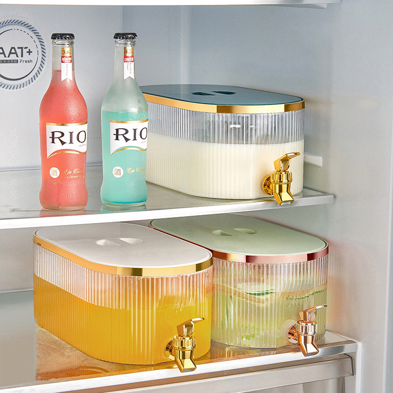 Refrigerator cold water bottle with faucet, large capacity, high temperature resistant picnic drink bucket