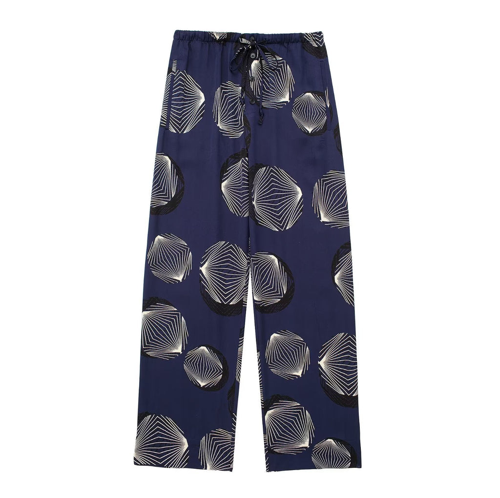 Fashion printed shirt and casual pants