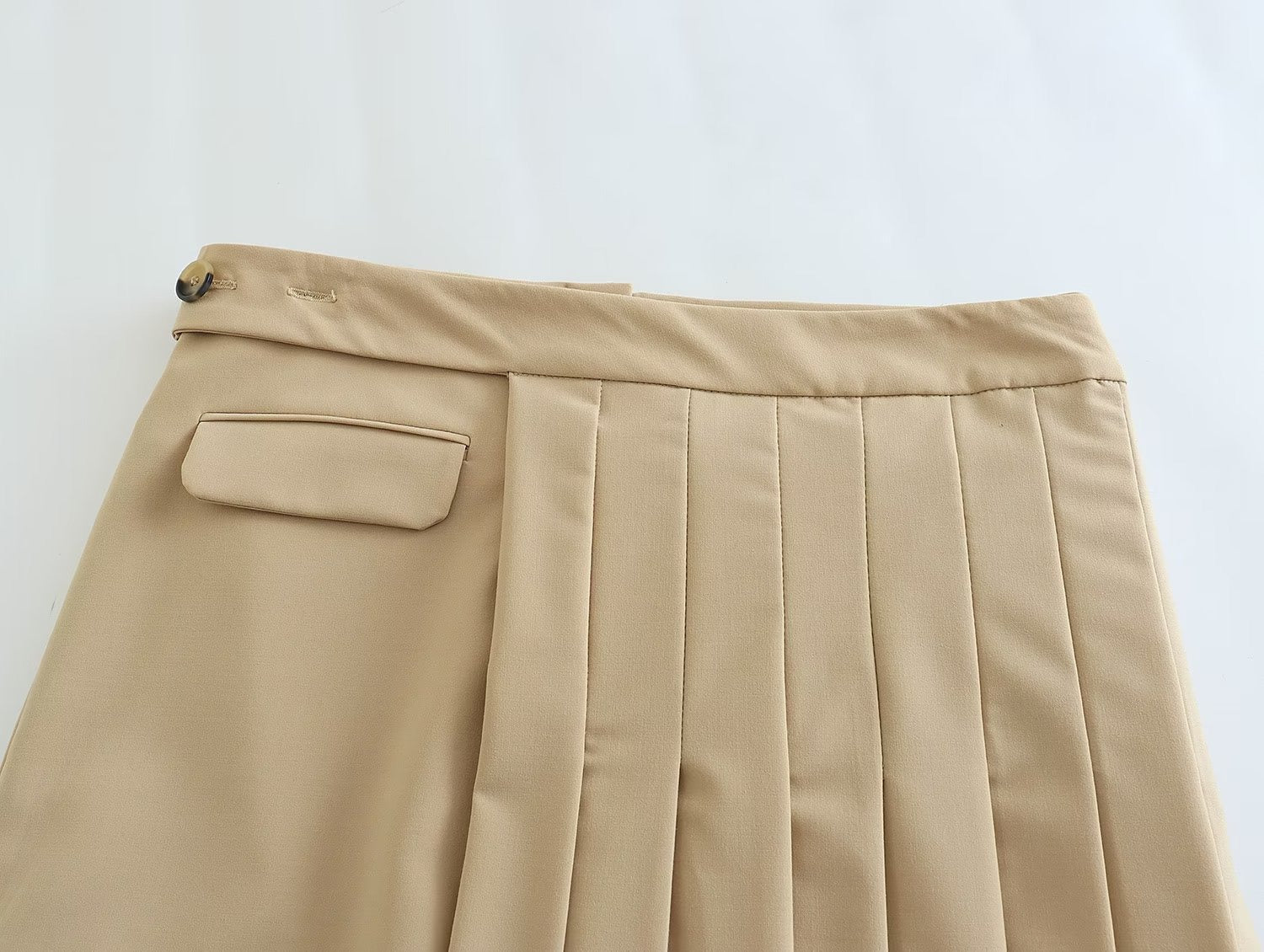 European and American Spring New Fashion Pleated Asymmetric Casual Halfskirt
