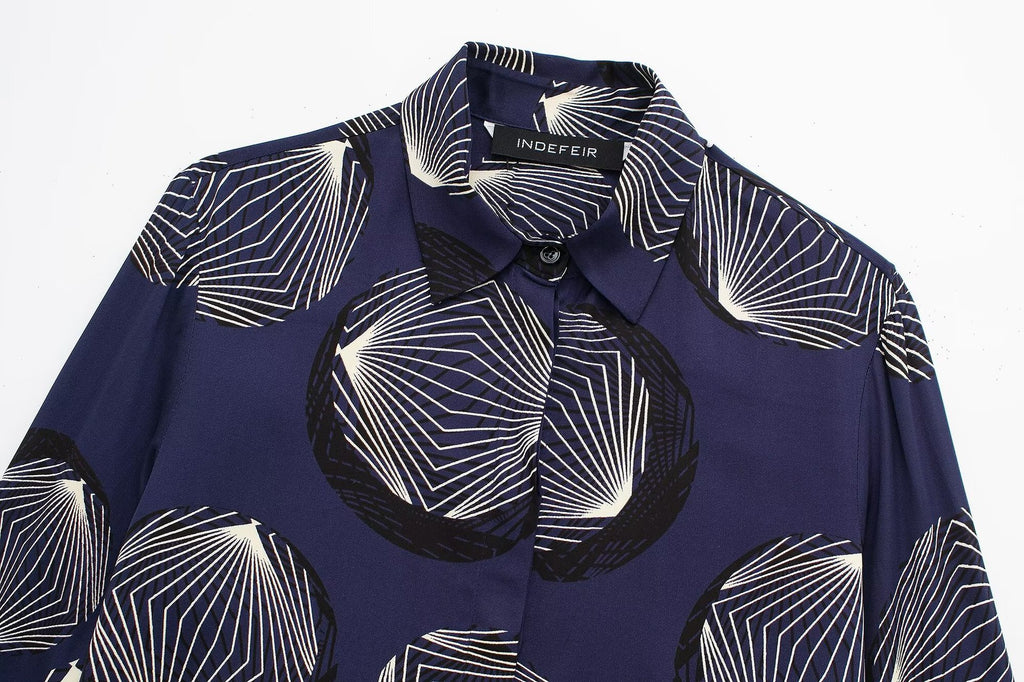 Fashion printed shirt and casual pants