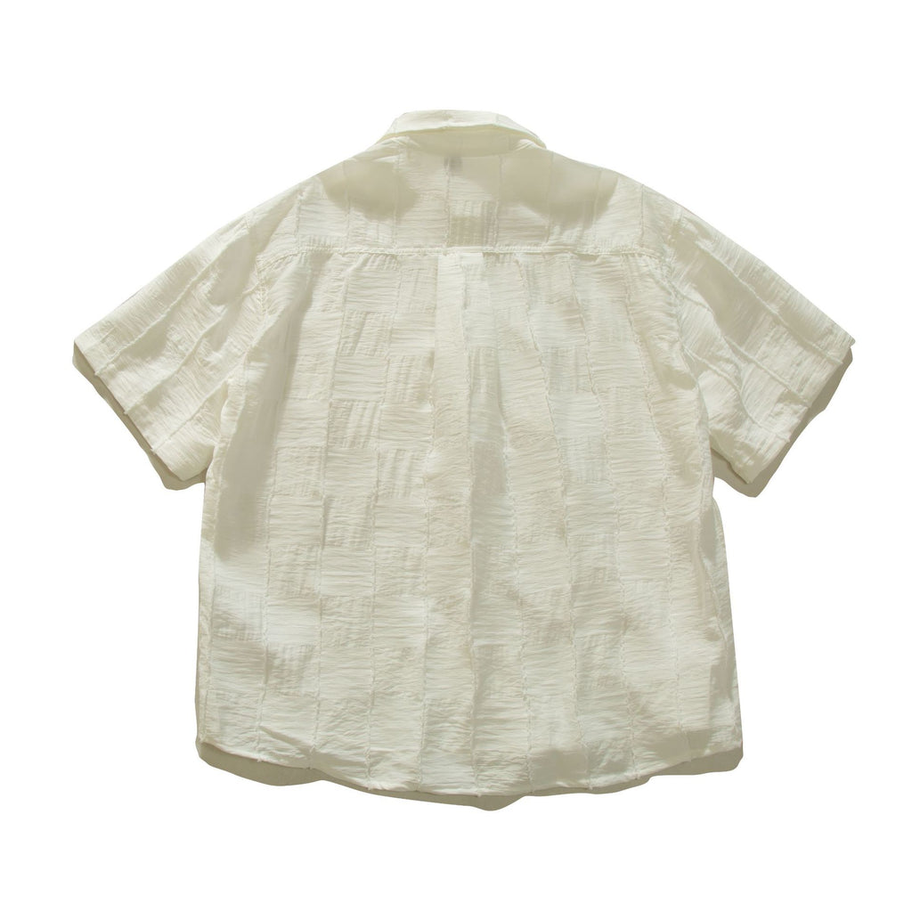 Loose short sleeved shirt for men