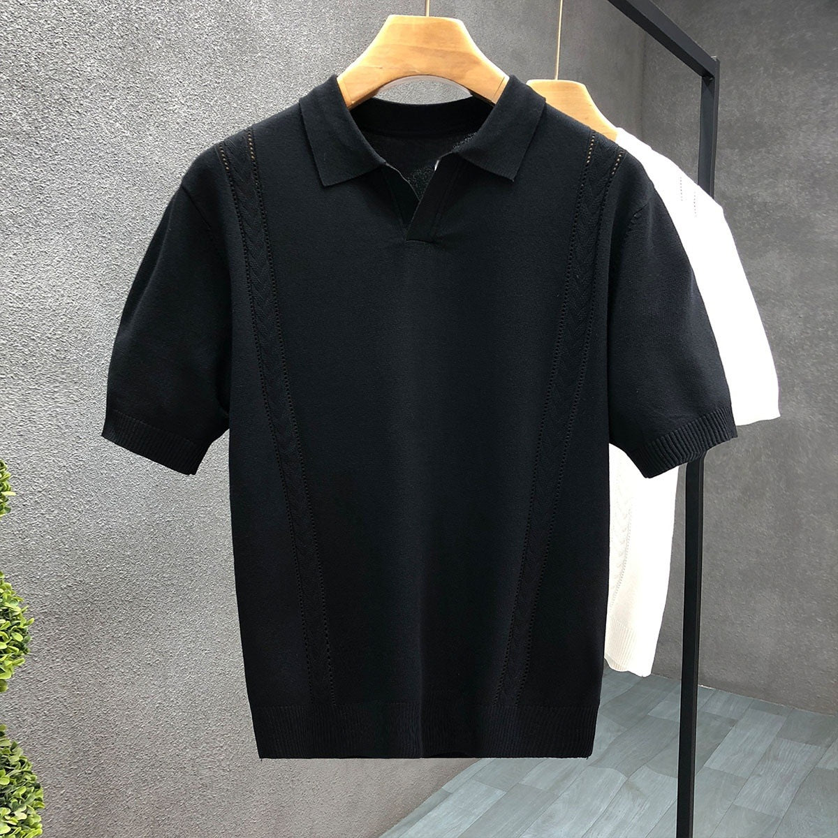 Summer thin half sleeved knitted shirt for men