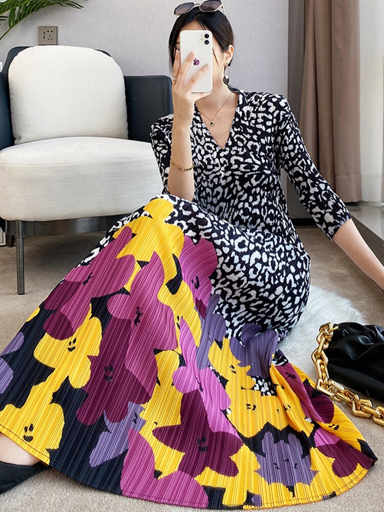 Spring New Dress For Women Pleated Patchwork Leopard And Print Flowers Luxury Casual Three Quarter Fashion