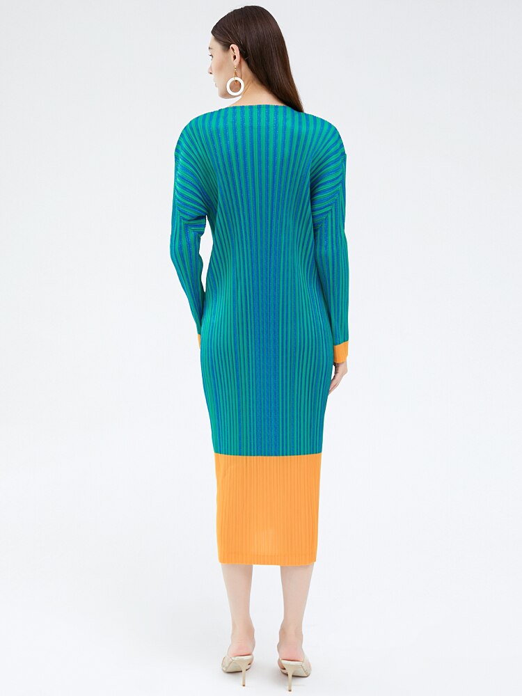 Pleated Striped Dress New Autumn Korean Fashion Casual Long Dress Long Sleeve Large Size Women Clothing
