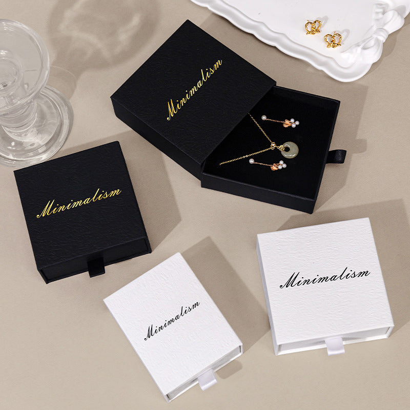 High-end black and white jewelry box, ring, bracelet, jewelry box, exquisite bracelet and jewelry packaging box